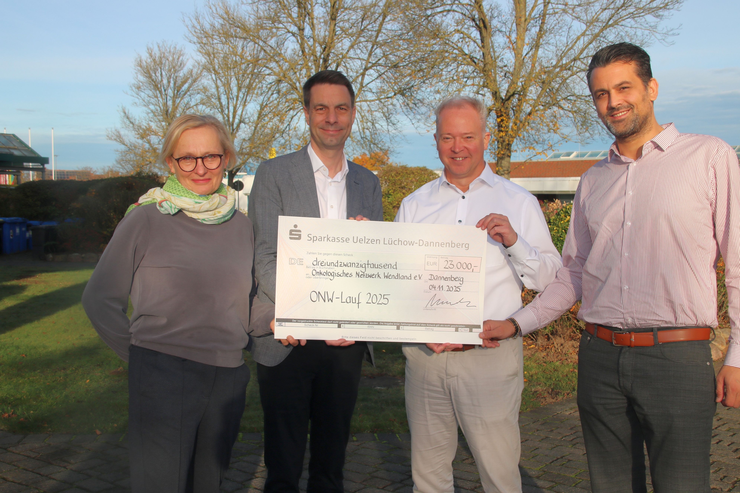 Spendenübergabe 2025_Foto EJZ. EhlertJPG